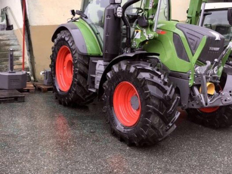 Fendt 540/65R24 + 600/65R38 TB