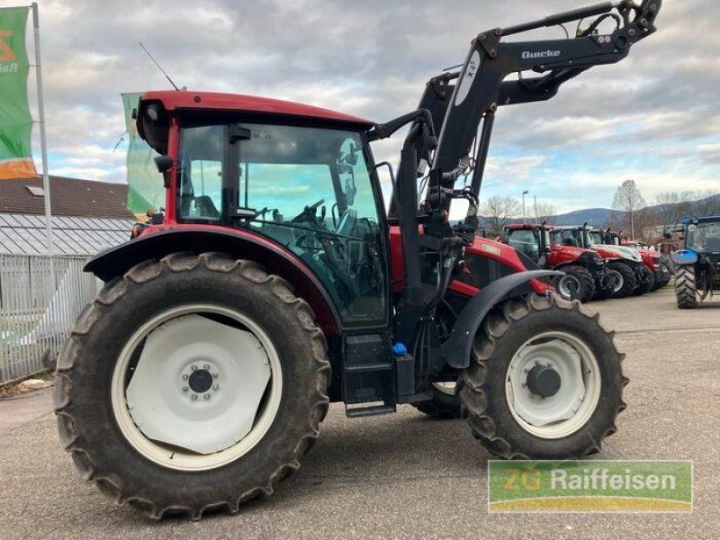 Valtra A104 mit Frontlader