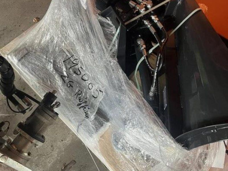 Egholm CR2260 Kehrbau und Winterdienst