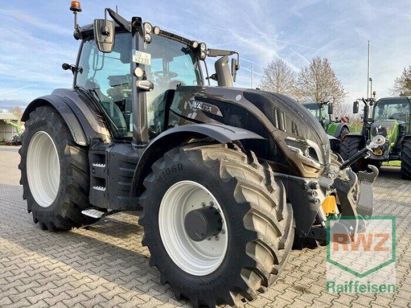 Valtra T235D Vorführmaschine