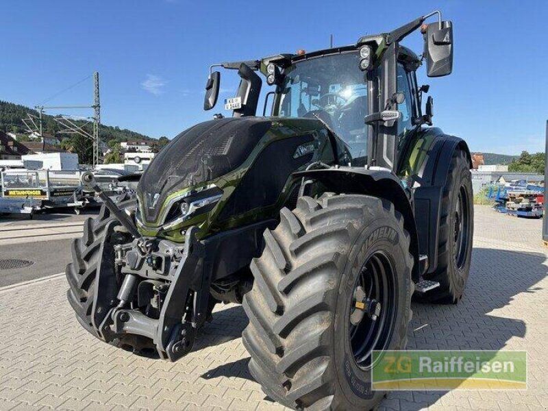 Valtra Q305
