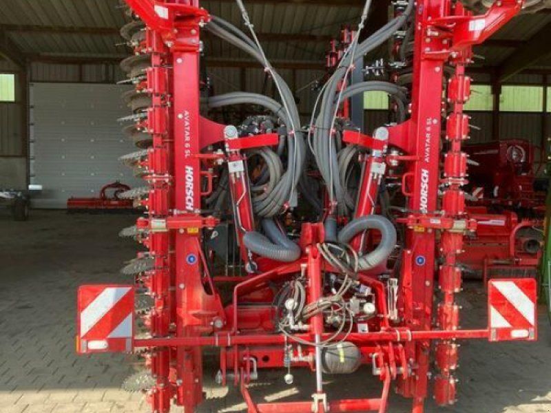 Horsch Avatar 6 SL