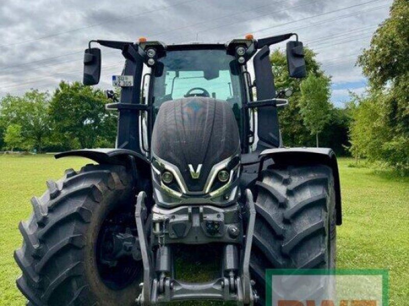 Valtra Q305