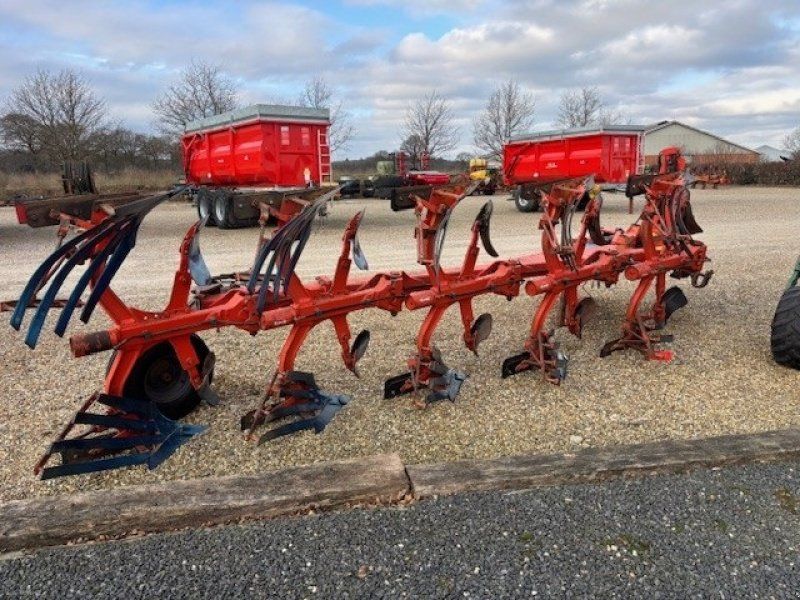 Kuhn VM-120-4+1