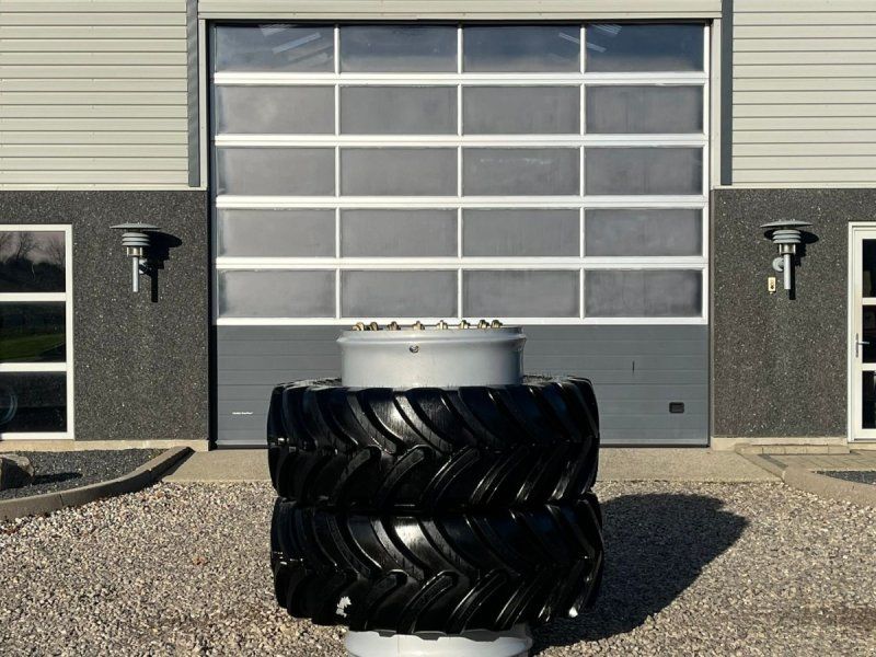 Firestone 540/65R34 Sølv med ring og låse Helt nyt, har kun været prøve mo