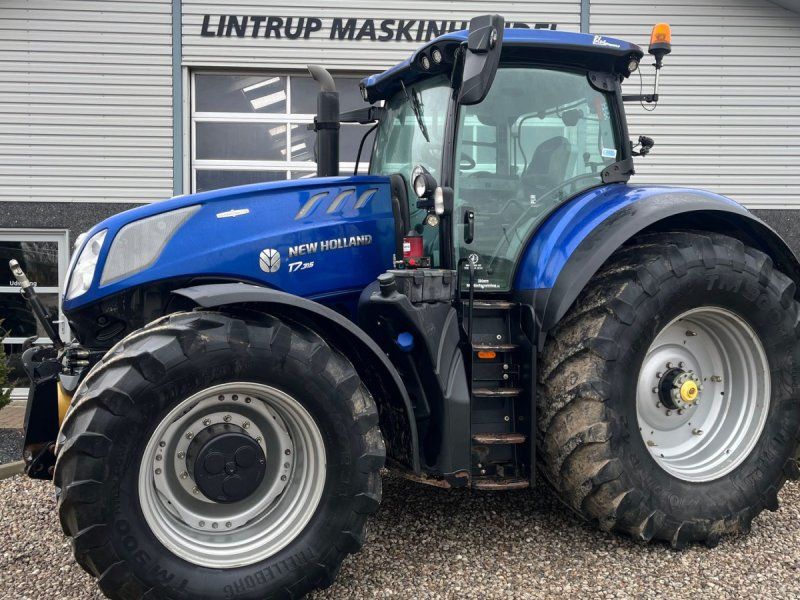 New Holland T7.315 BluePower med frontlift og frontpto