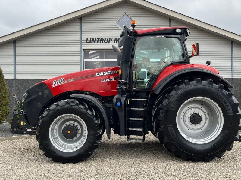 Case IH Magnum 340 CVXDrive AFS Connect Med frontlift og frontpto