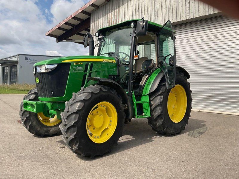 John Deere 5075 M