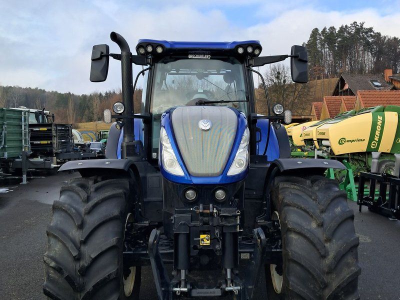 New Holland T7.270 Auto Command SideWinder II (Stage V)