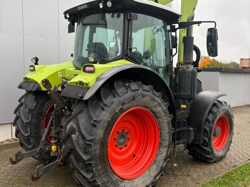 Claas Arion 550 CMATIC