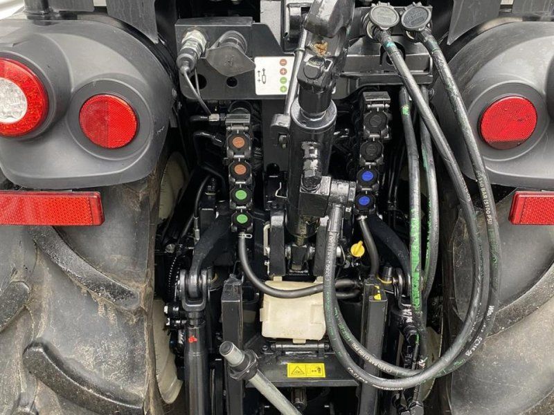 New Holland T 4.90V CAB STAGE 5