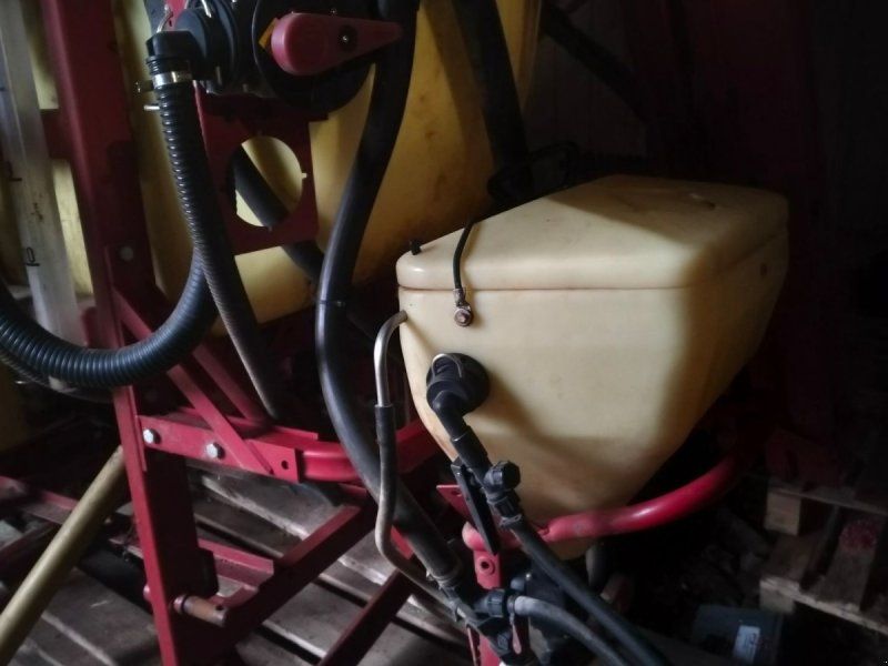 Hardi 12 m  1000 liter skal synes