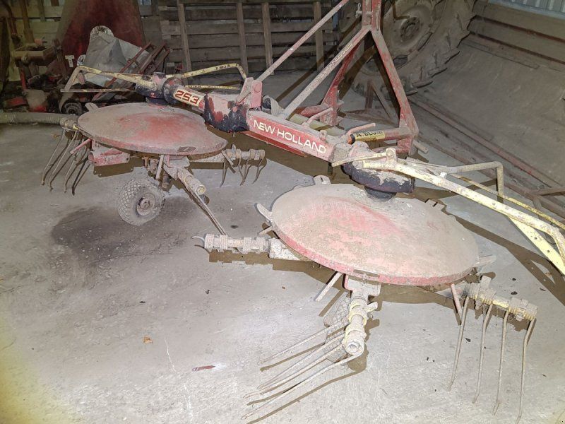 New Holland 253 kombirive