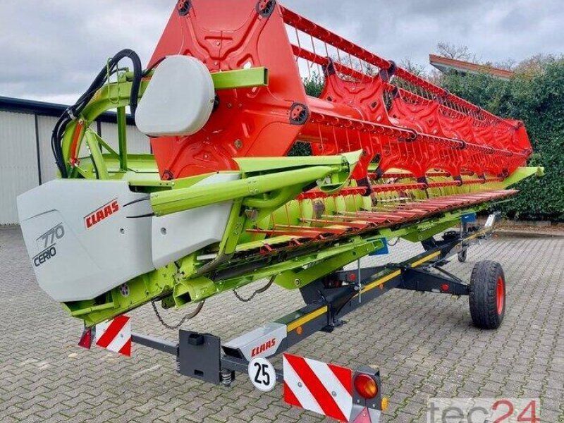 Claas Cerio 770