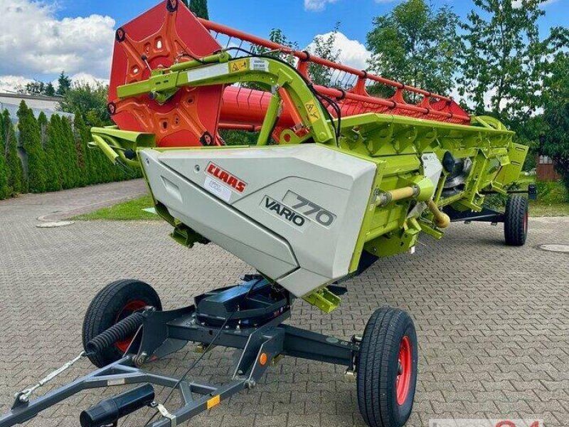 Claas Vario 770