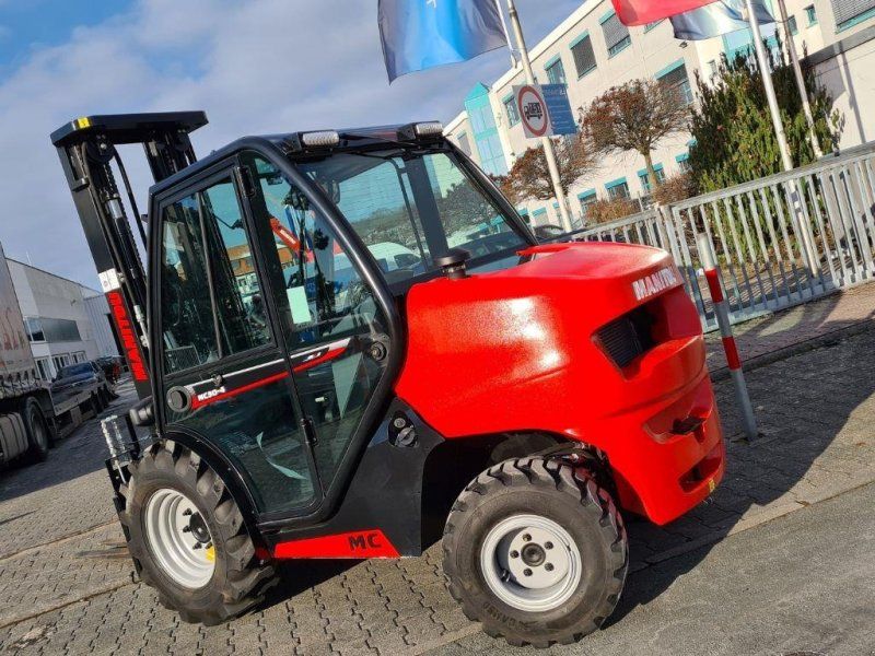 Manitou MC 30-4 ST3A S1