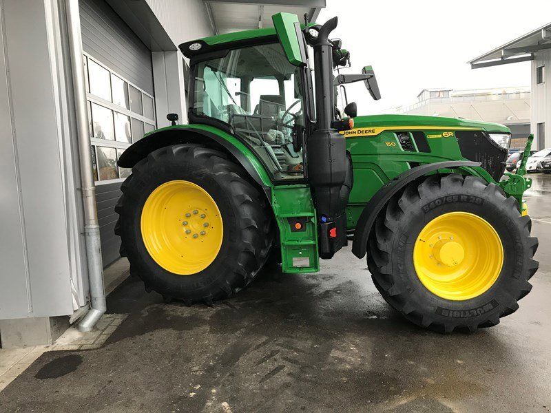 John Deere 6R 150