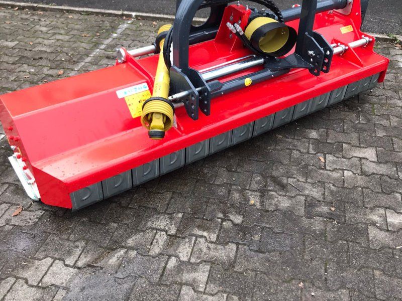 DRAGONE VL 240 und VL 280 Schlegelmulcher