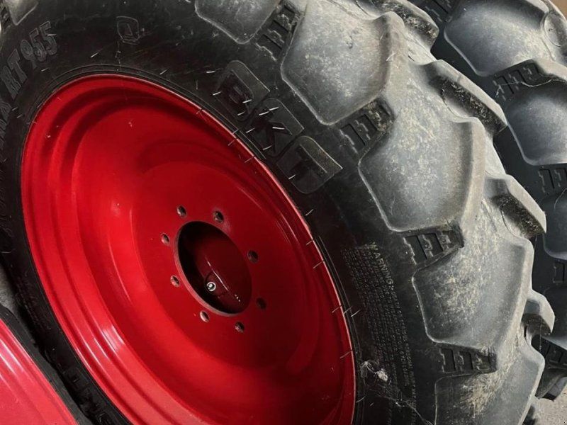 Fendt Bereifung 300 500 Favorit 311 312 515 512