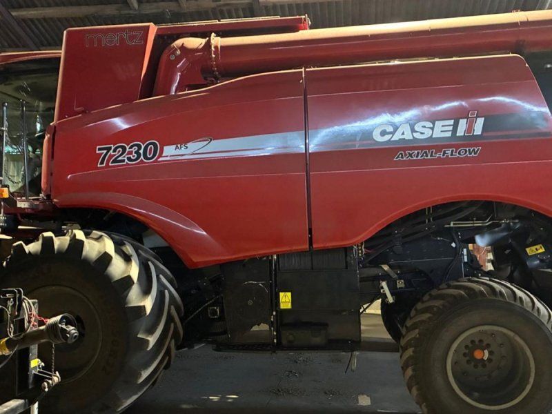 Case IH Axial Flow 7230