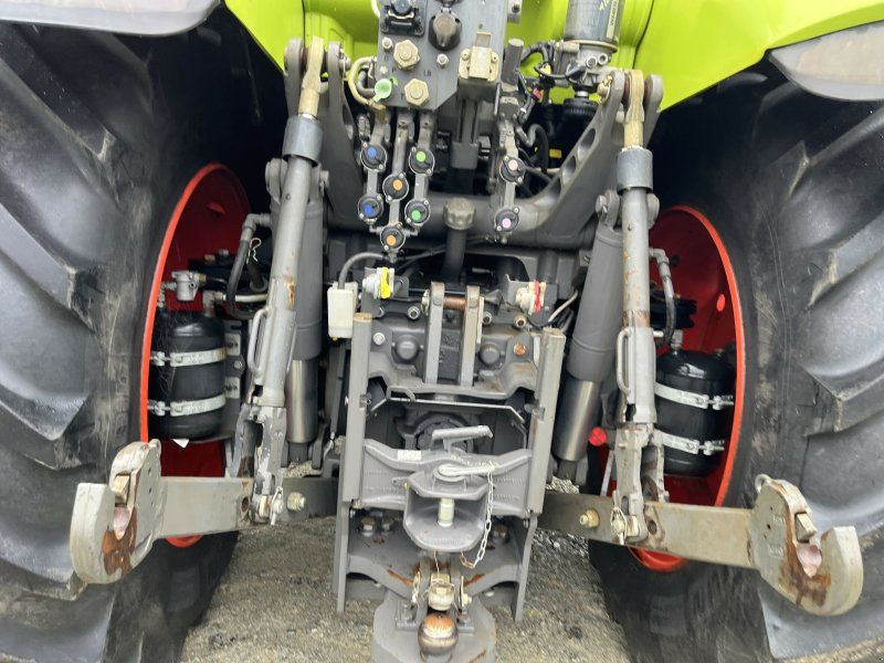 Claas AXION 800 HASHIFT