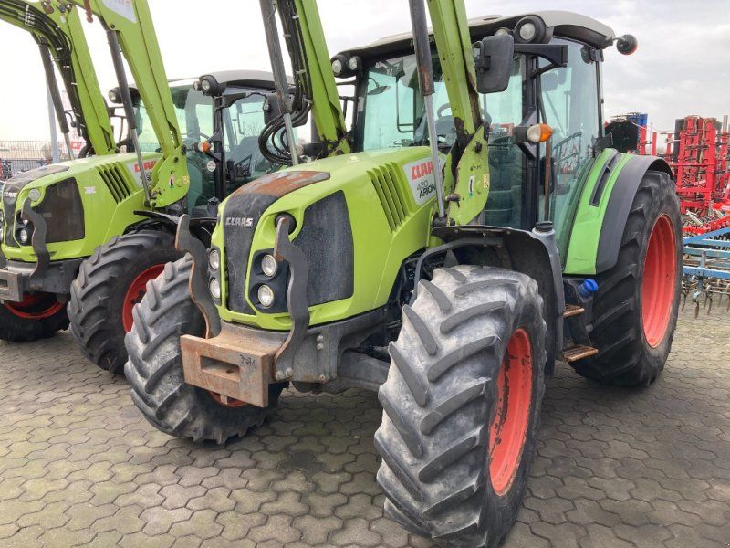Claas Arion 420