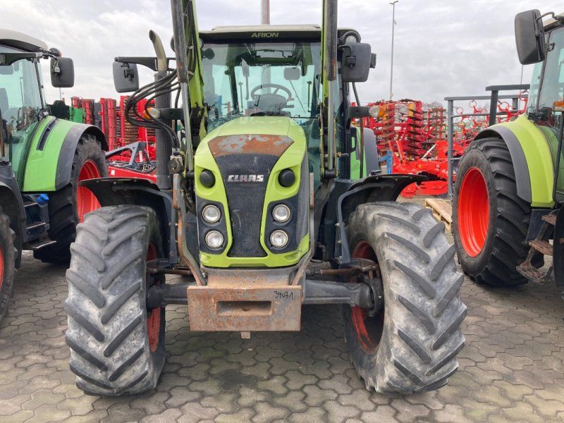 Claas Arion 420