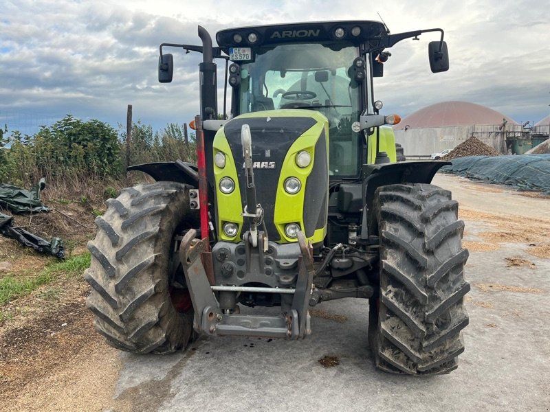 Claas Arion 650 CMatic