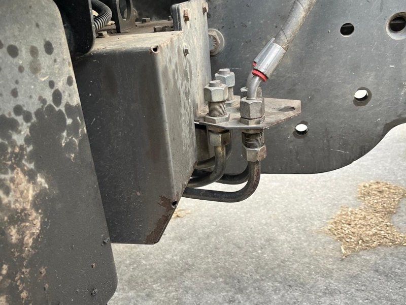 Claas Arion 650 CMatic