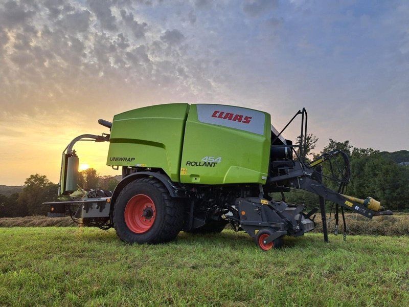 Claas Rollant 454 RC Uniwrap