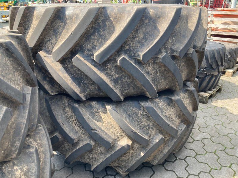 Mitas 2x 650/75 R38 Komplettradsatz