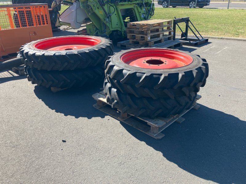 Ceat 270/95R44, Mitas 270/80R32