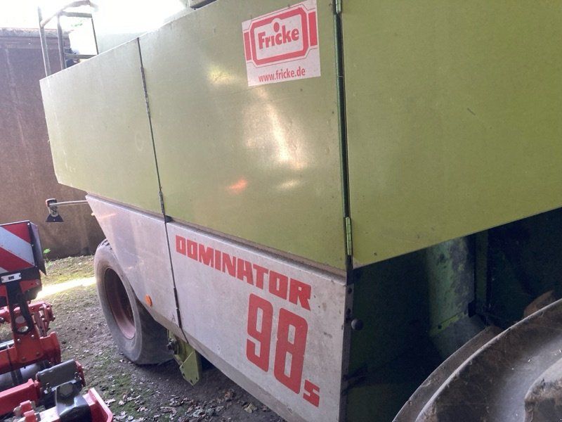 Claas Dominator 98 S