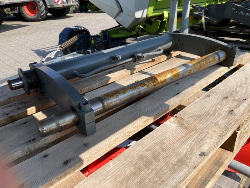 Liebherr Aufnahme für / Claas