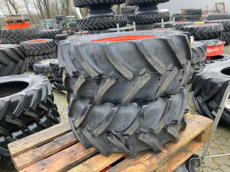 Mitas 2x 320/65R16 Räder