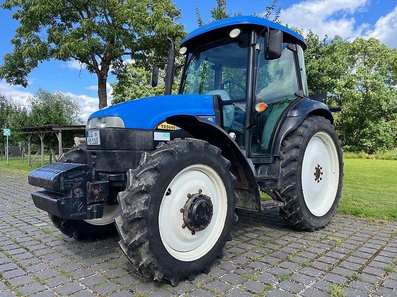 New Holland TD 5040