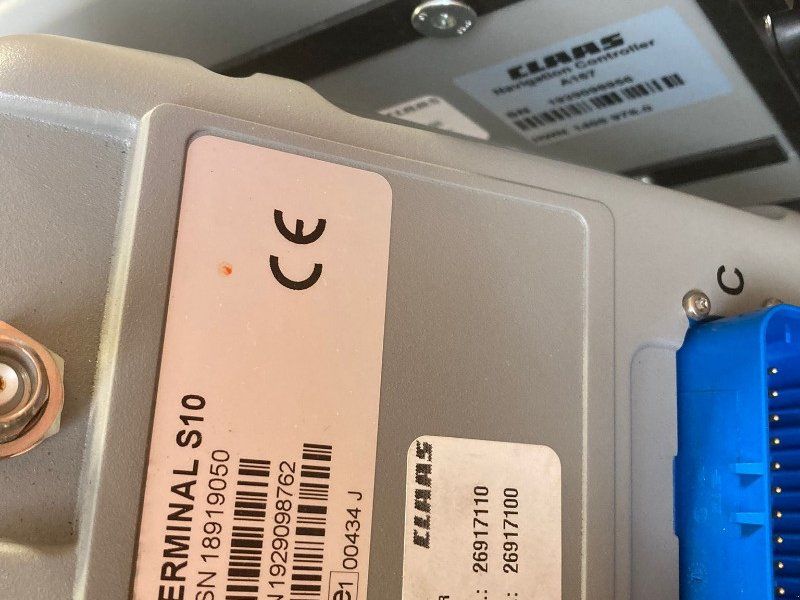 Claas S10 RTK mit Navigationsrechner