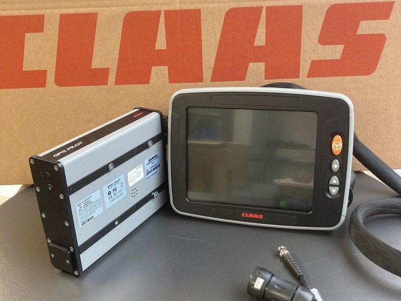 Claas S10 RTK mit Navigationsrechner