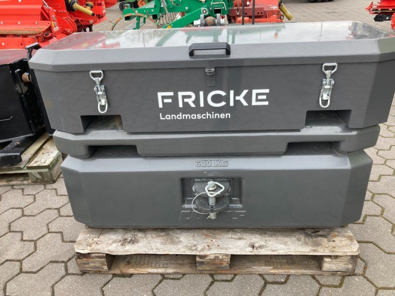 Claas 600 KG und Zusatzplatte 400 KG