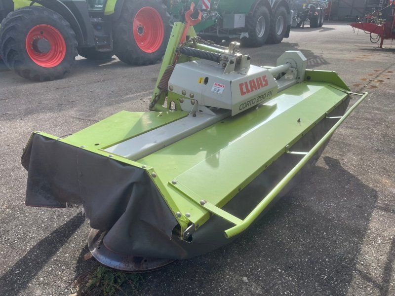 Claas Corto 290 FN
