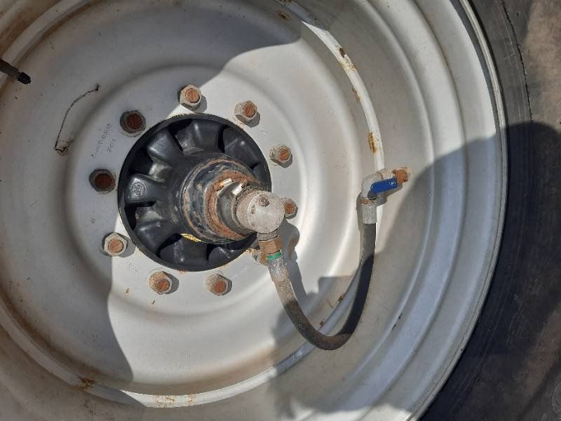 Peecon EUR-200 mit Turbokranarm (Kaweco)