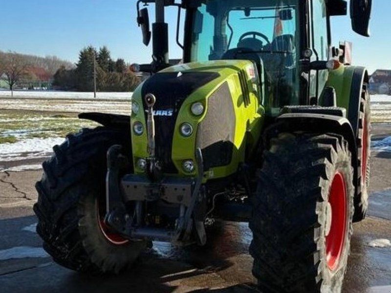 Claas Arion 650