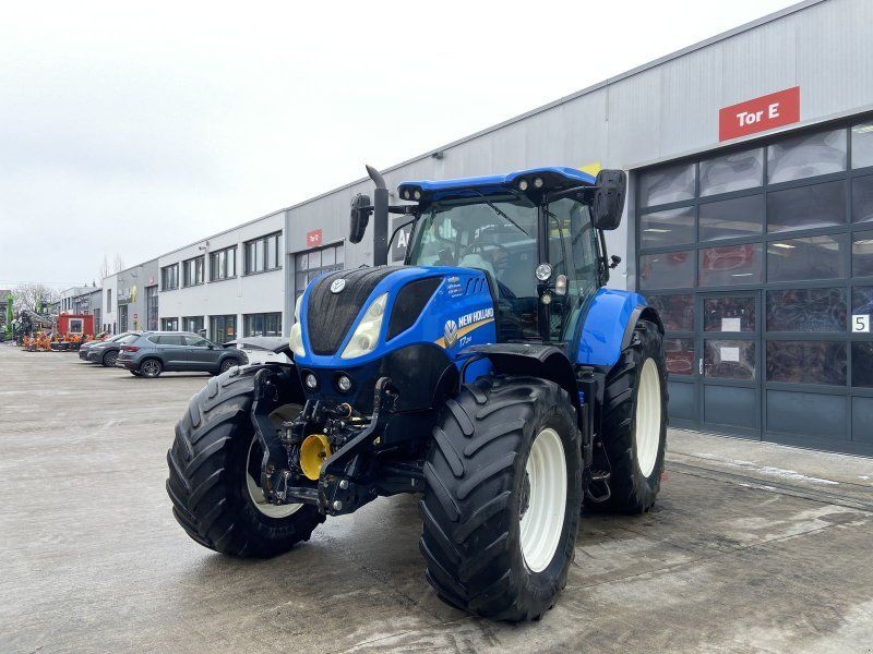 New Holland T7.210 Auto Command SideWinder II (Stage V)