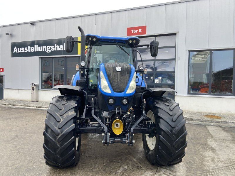New Holland T7.210 Auto Command SideWinder II (Stage V)