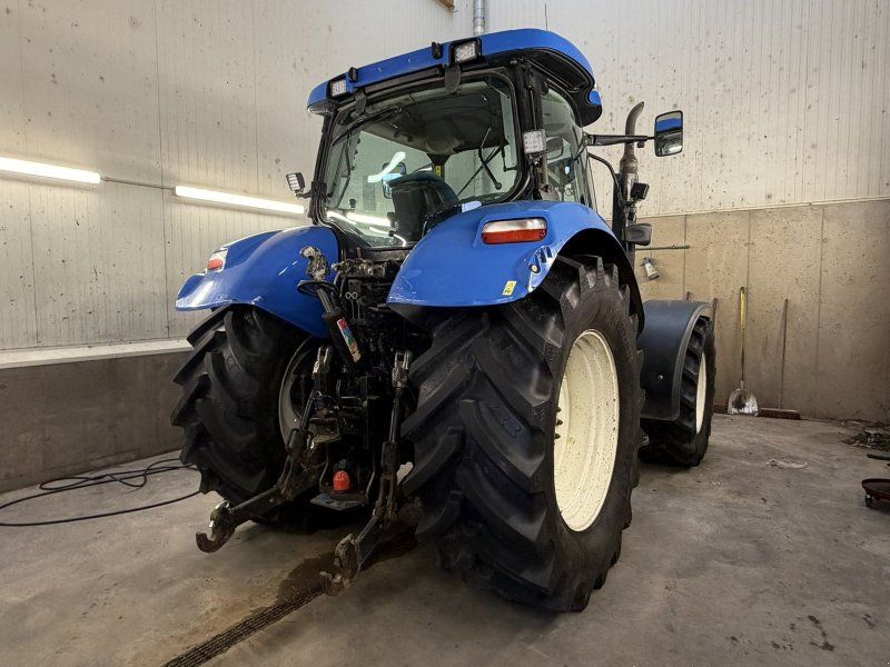 New Holland T6050 Elite