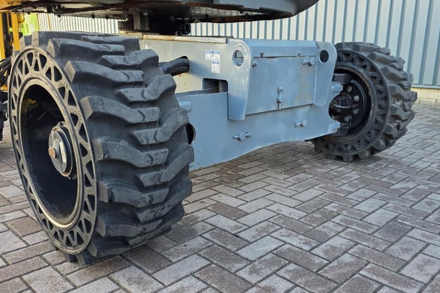 Haulotte HA16RTJ Pro Diesel, 4x4x4 Drive, 16 m Working Heig