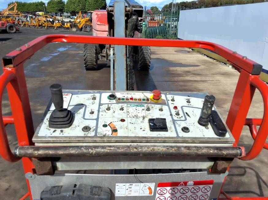 SkyJack SJ 86 T 28m telescoophoogwerker skyjack 86 86t