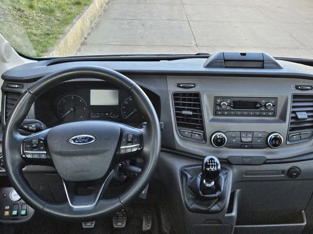 Ford Transit 35-17 B-E trekker