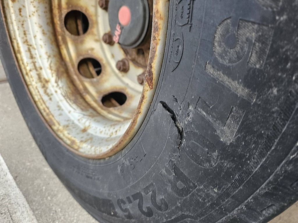 KELBERG S3582 2 axle taillift