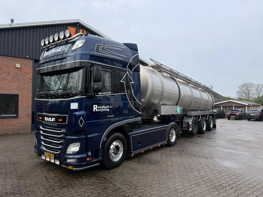DAF XF 460 SSC 9T Vooras Hydraulic Custom interior Full air - Top condition